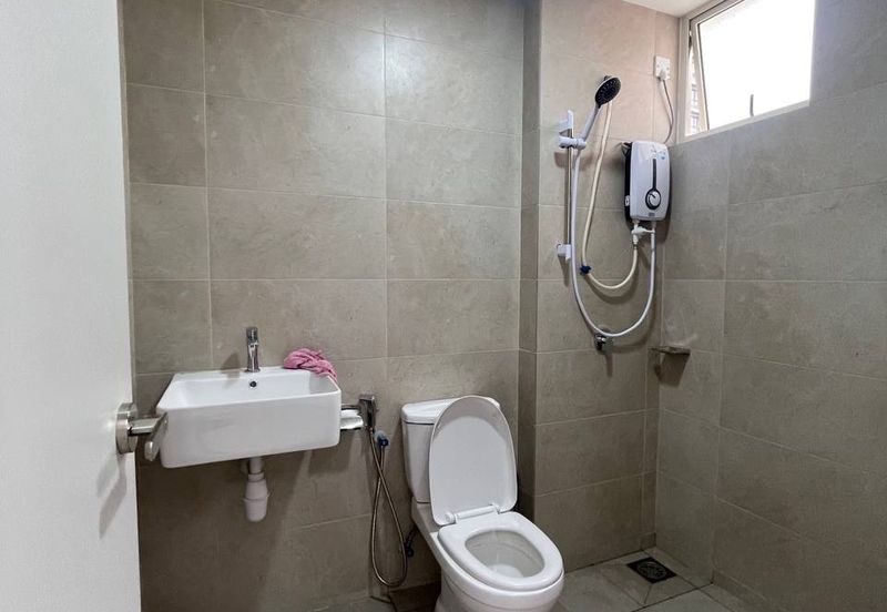 The Tresor @ Gravit 8 *