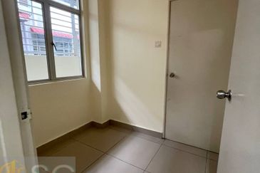 Taman Ehsan Jaya, Pendamaran