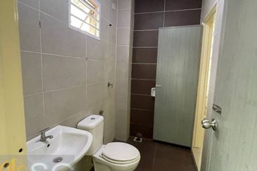 Taman Ehsan Jaya, Pendamaran