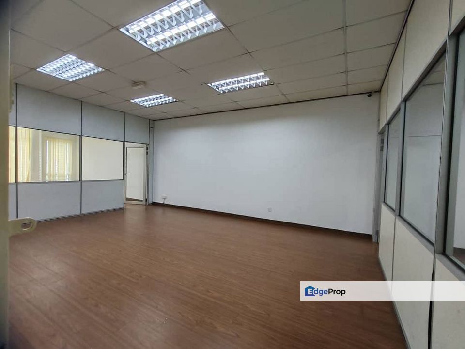 Bandar Putera 2 Johan Setia Klang Double Storey Shoplot , Selangor, Klang