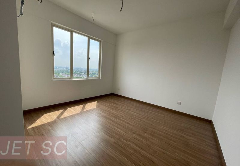 The Tresor @ Gravit 8 *