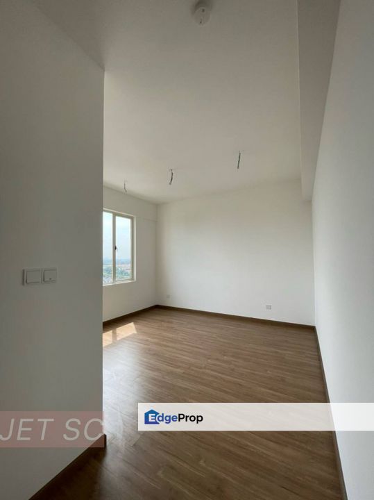 The Tresor Gravit8  Brand New Partial Furnished Unit , Selangor, Klang