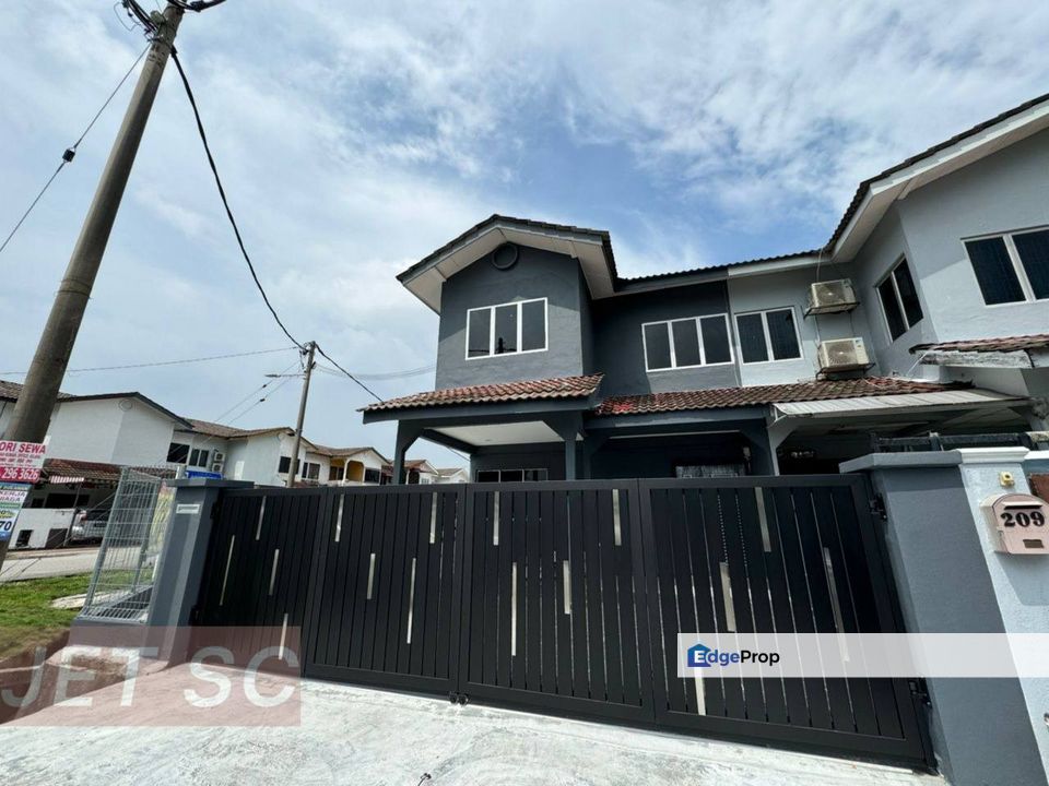 Taman Klang Utama Fully Renovated Double Storey House , Selangor, Klang