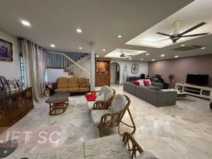Taman Chi Liung Klang Fully Renovated Big Balcony Double Storey House ...