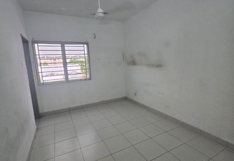 Pangsapuri Akasia, Bandar Botanic