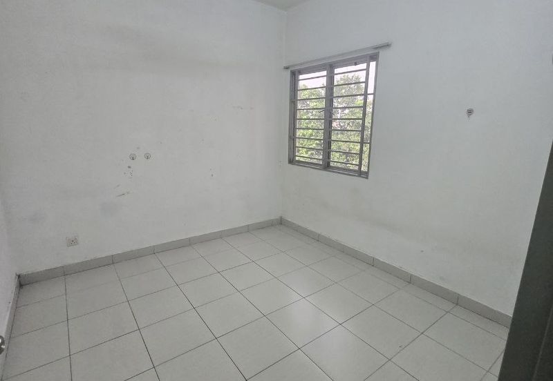 Pangsapuri Akasia, Bandar Botanic