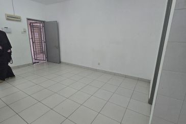 Pangsapuri Akasia, Bandar Botanic