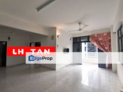 Villa Ria Condominium at Tanjung Bungah low floor unfurnished unit with direct access to the beach For Sale, Penang, Tanjung Bungah