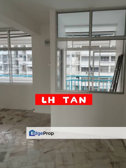 Majestic Heights Block 1 good condition unfurnished unit with 1 parking, Penang, Paya Terubong