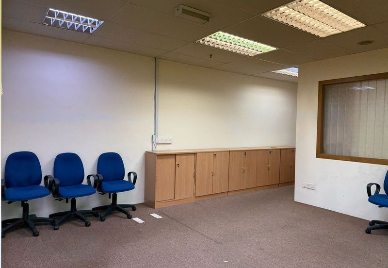 Partially fitted ready move in office