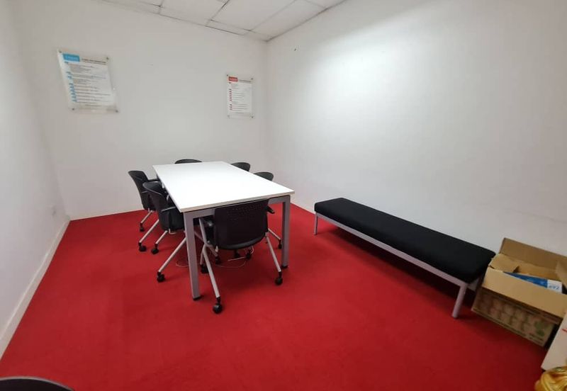 Fully fitted office unit at Midvalley