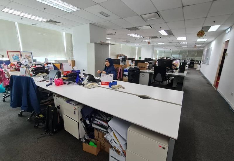 Fully fitted office unit at Midvalley