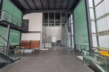 Commercial retail for events, grocery, gym, retails, fnb, gym centres, education, etc