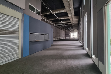 Commercial retail for events, grocery, gym, retails, fnb, gym centres, education, etc