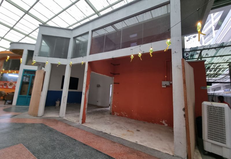 Commercial retails for F&B and retails shops