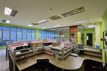 Detached Factory at Kawasan Perindustrian Bukit Serdang, Bukit Serdang, Seri Kembangan