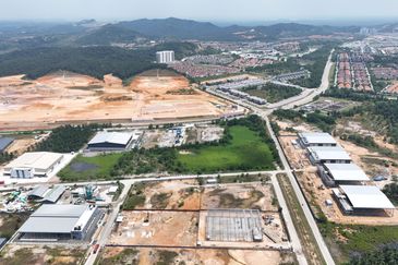 Brand New Semi-D Factory/Warehouse Taman Industri Alam Jaya