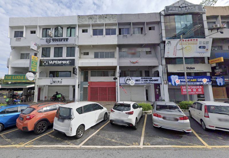 Rare 4 Story Corner Shop Unit @ Uptown Damansara Utama, SS 21