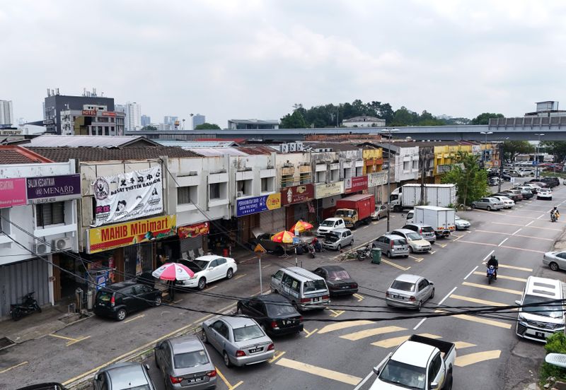 Below Bank Value Shoplot @ Taman Midah Cheras
