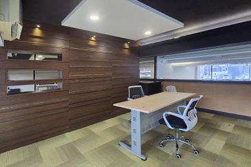 1.5 Sty Semi-D Factory @ Gateway 16