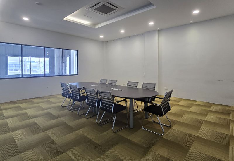 1.5 Sty Semi-D Factory @ Gateway 16