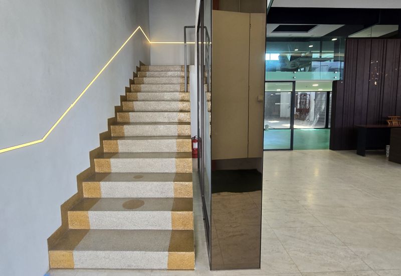 1.5 Sty Semi-D Factory @ Gateway 16