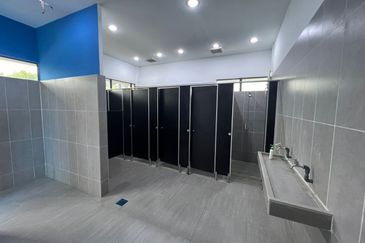 Commercial space for sports, gym, spinning class, dancing class