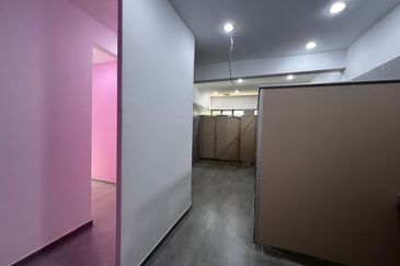 Commercial space for sports, gym, spinning class, dancing class