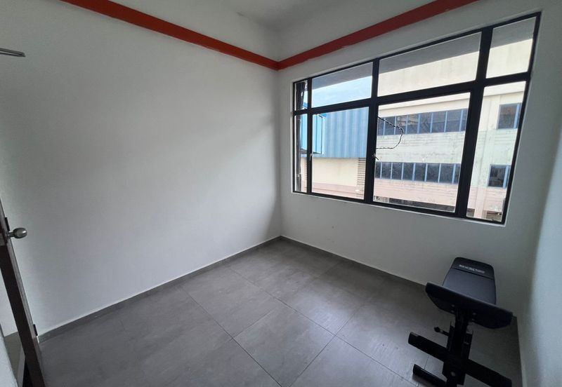 Commercial space for sports, gym, spinning class, dancing class