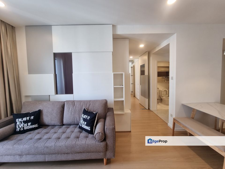 Newly refurbished furnished unit for sale, Kuala Lumpur, Mont Kiara