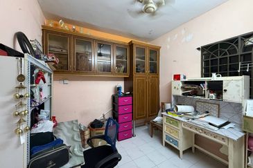 Taman Tinggi, IPOH - Double Storey Home For Sale