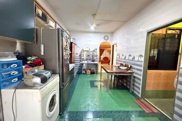 Taman Tinggi, IPOH - Double Storey Home For Sale