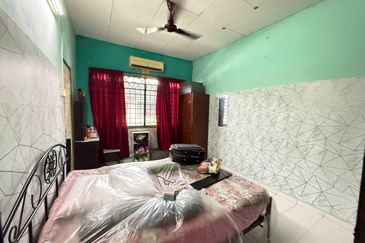 Taman Tinggi, IPOH - Double Storey Home For Sale