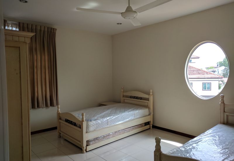 IMPIANA BOUGAINVILLEA