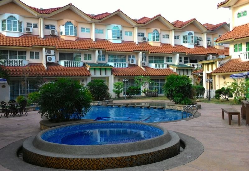 IMPIANA BOUGAINVILLEA