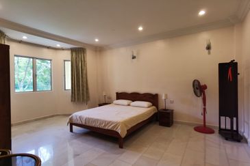 Condo in Meru Valley Golf Resort, Ipoh For Sale
