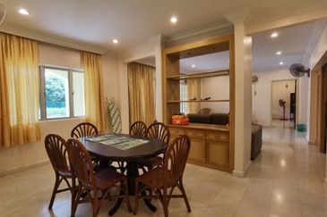 Condo in Meru Valley Golf Resort, Ipoh For Sale