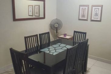 Golden Sands Seaview Residence