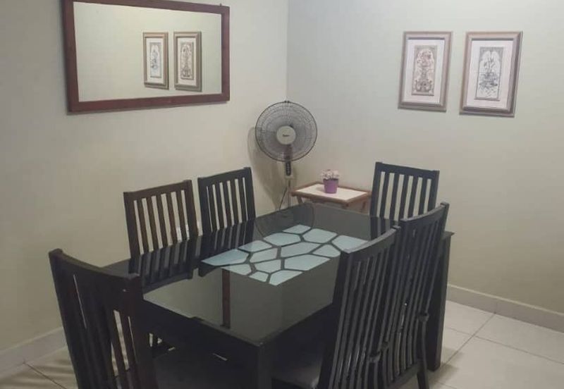 Golden Sands Seaview Residence