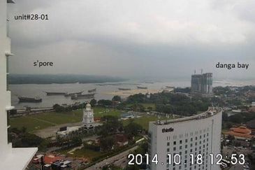 Golden Sands Seaview Residence