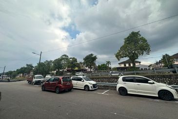Jalan Hang Tuah -  Shop , skudai , Johor