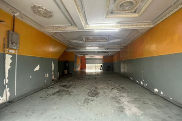 Jalan Hang Tuah -  Shop , skudai , Johor