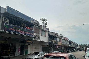 Jalan Hang Tuah -  Shop , skudai , Johor