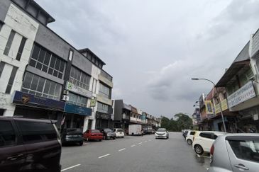 Jalan Kota Tinggi