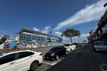 Taman Majidee - 2 Storey Shop For Rent