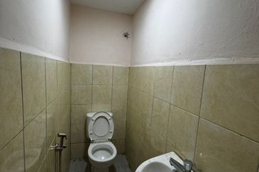 Taman Majidee - 2 Storey Shop For Rent