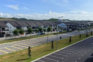 Crest @ Austin Emerald 2