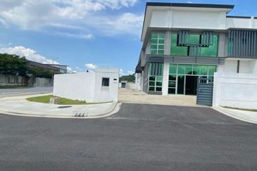 Kempas Utama Industrial Park