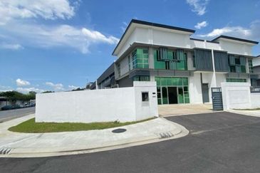 Kempas Utama Industrial Park