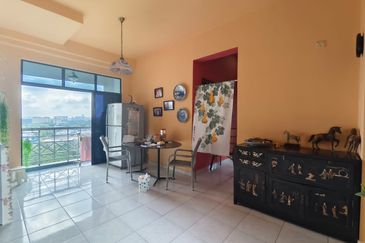 Mewah View Luxurious Apartments